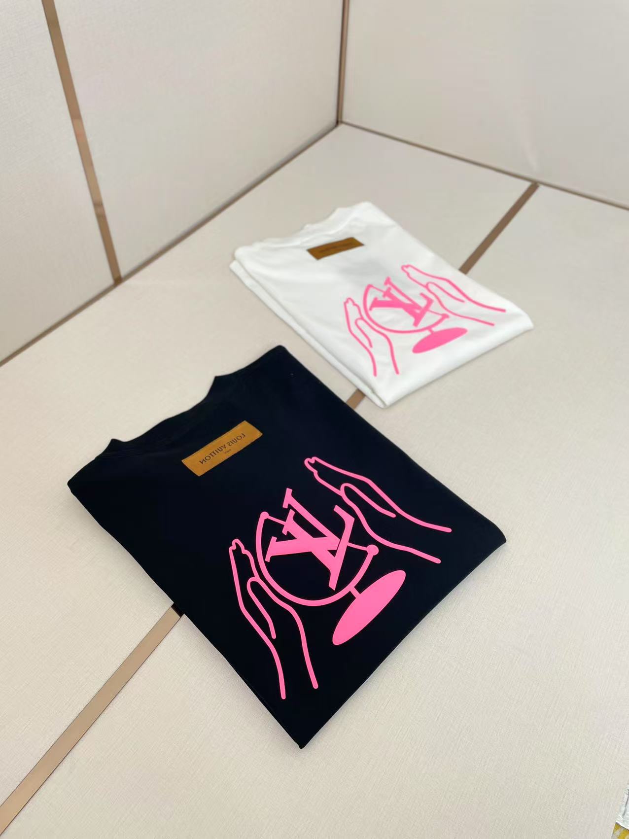 LV 루이비통 반팔 티셔츠 의류