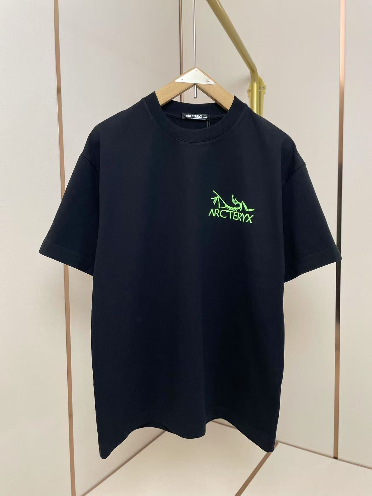 ARC'TERYX 아크테릭스 반팔 티셔츠 의류