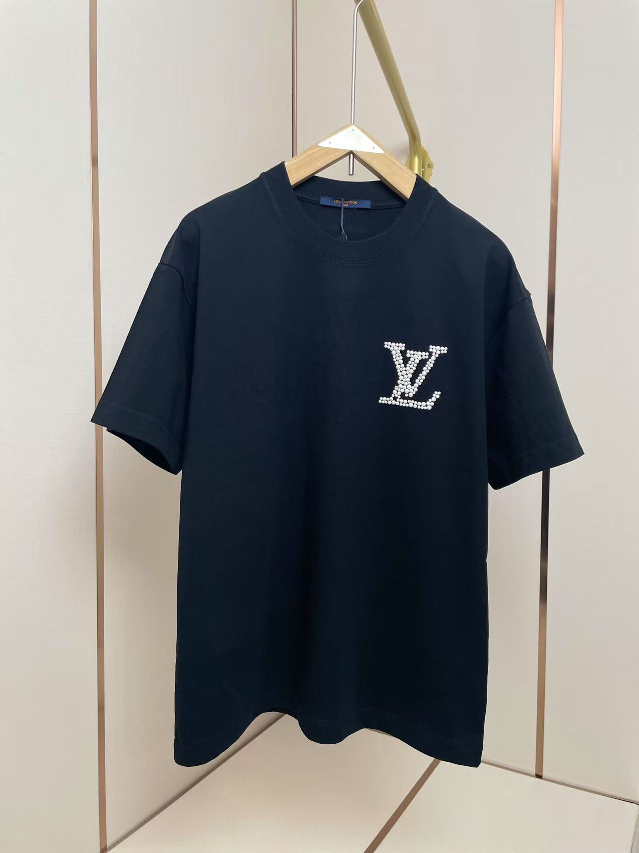 LV 루이비통 반팔 티셔츠 의류