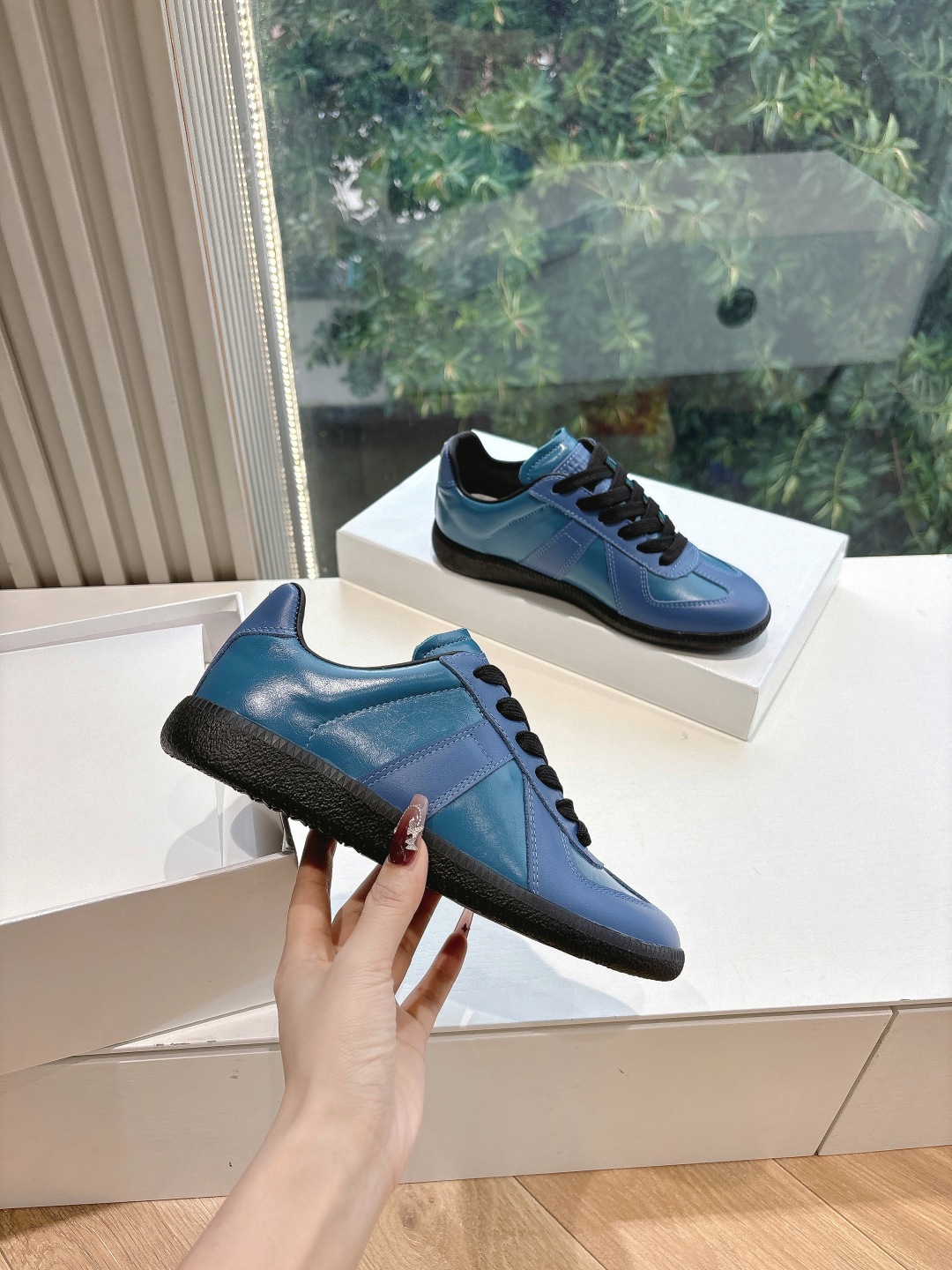 maison margiela mm6 메종 마르지엘라 스니커즈 신발