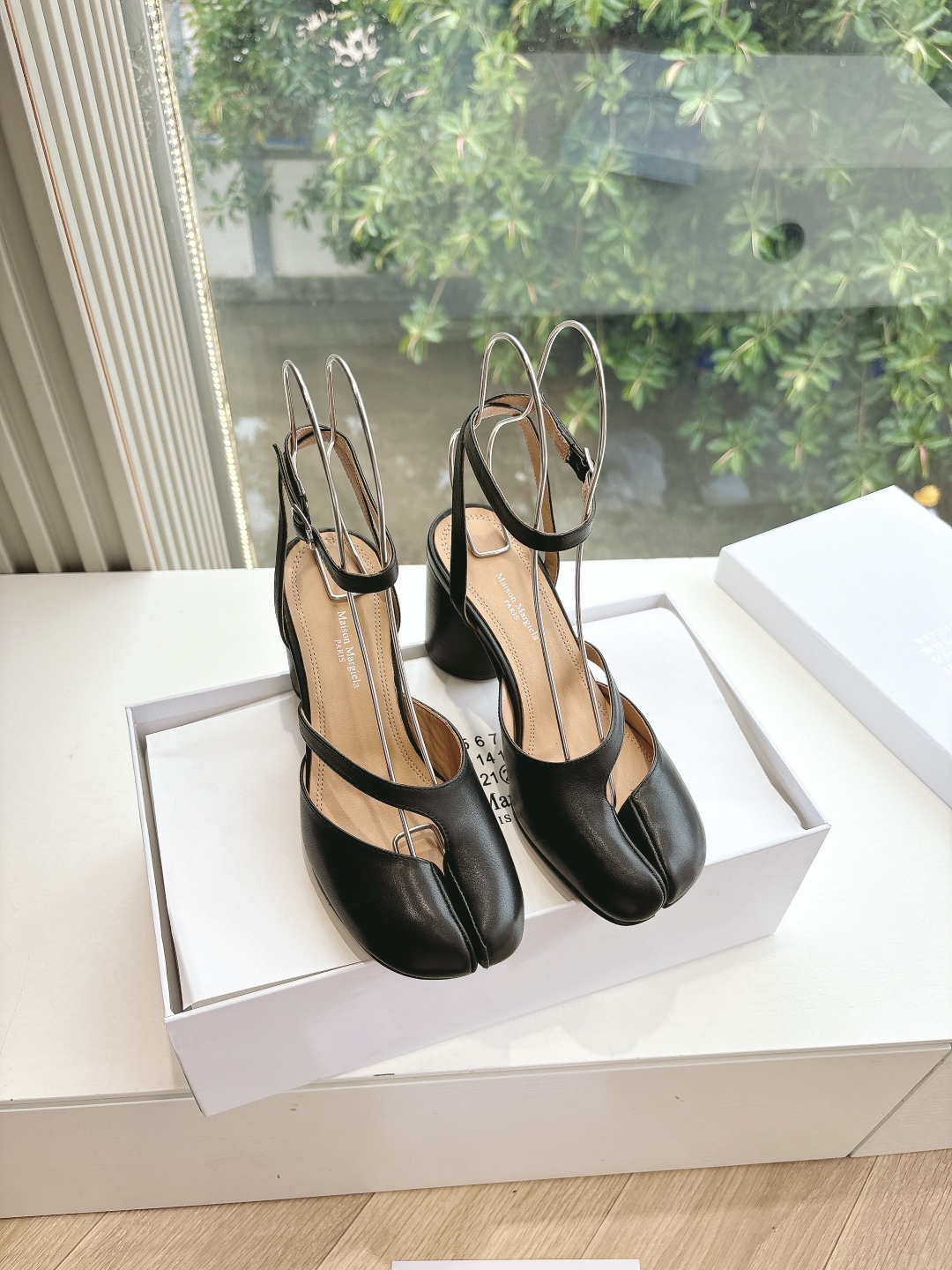 maison margiela mm6 메종 마르지엘라 통굽 구두 신발