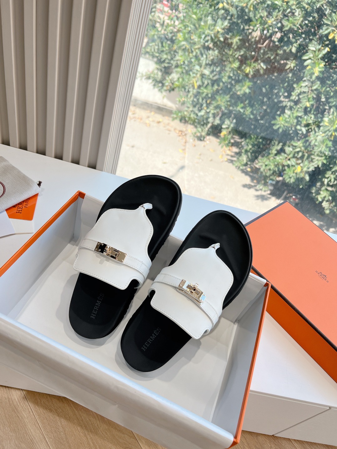 Hermes 에르메스 슬리퍼 샌들 신발