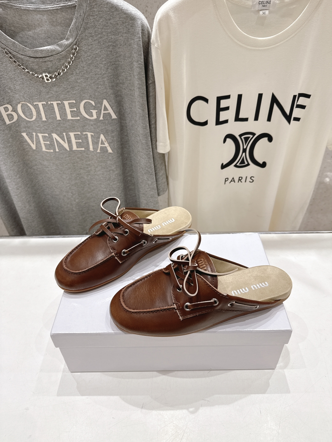 MiuMiu 미우미우 반슬리퍼 로퍼 뮬 신발