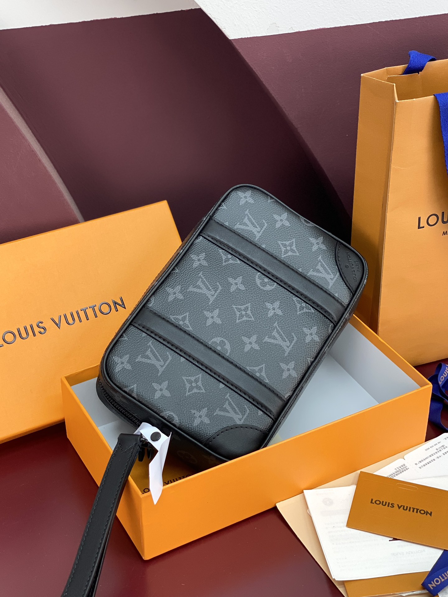 LV 루이비통 M82076 블랙 다미에 클러치백 가방