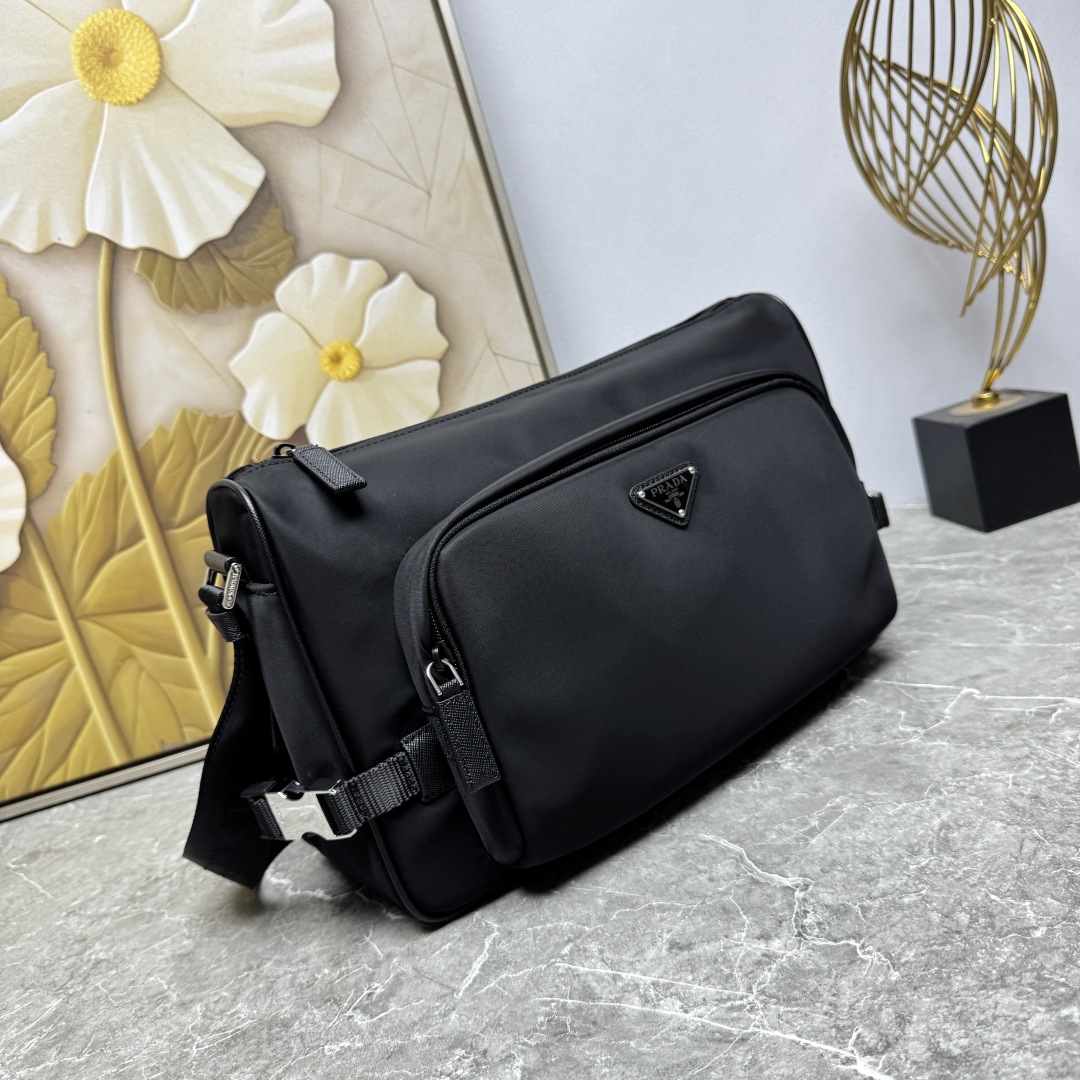 PRADA 프라다 라지 메신저백 크로스백 가방