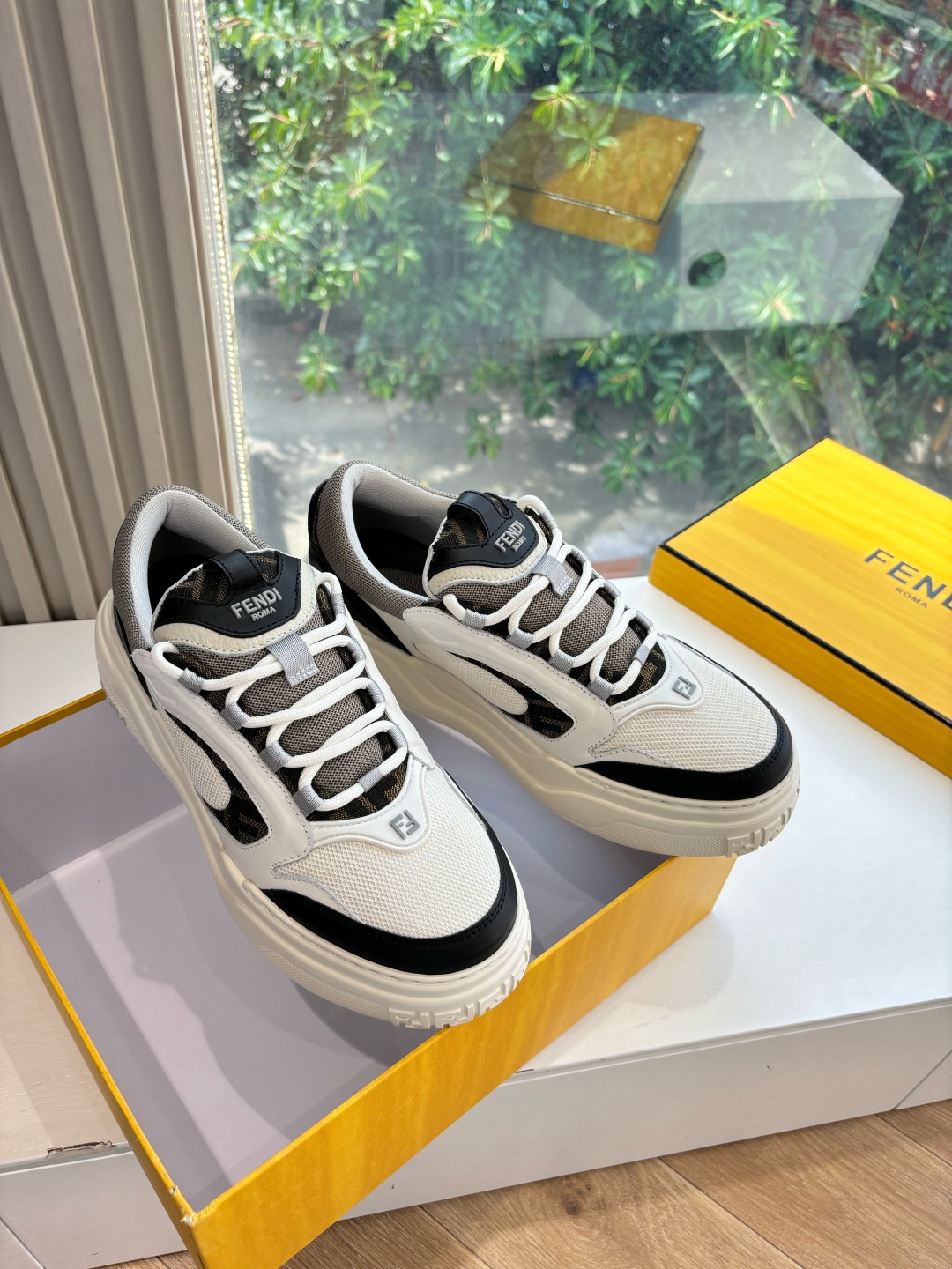 Fendi 펜디 스니커즈 운동화 신발