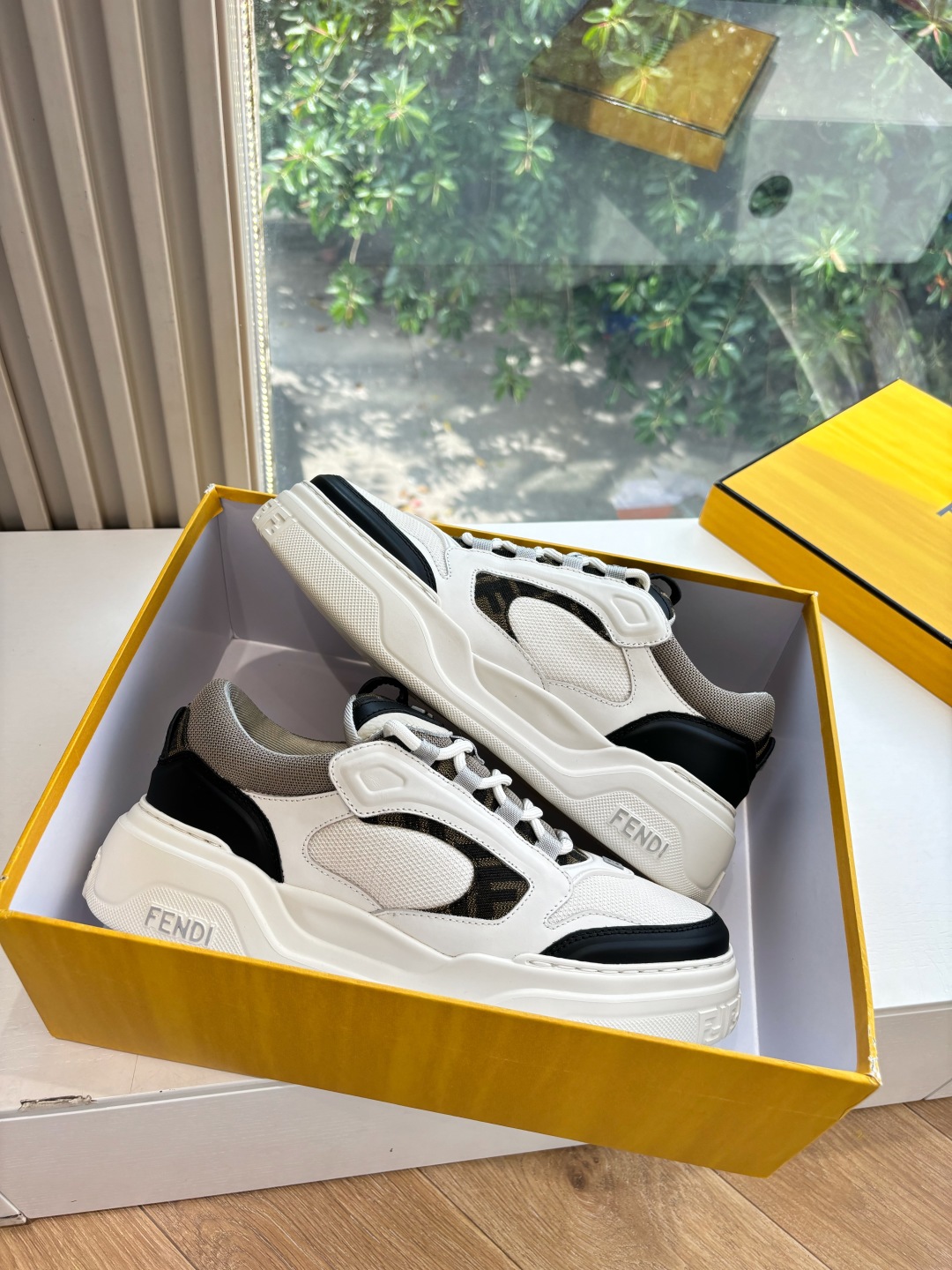 Fendi 펜디 스니커즈 운동화 신발