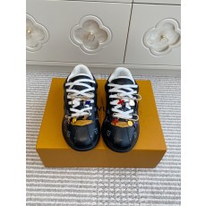 LV 루이비통 스니커즈 운동화 신발