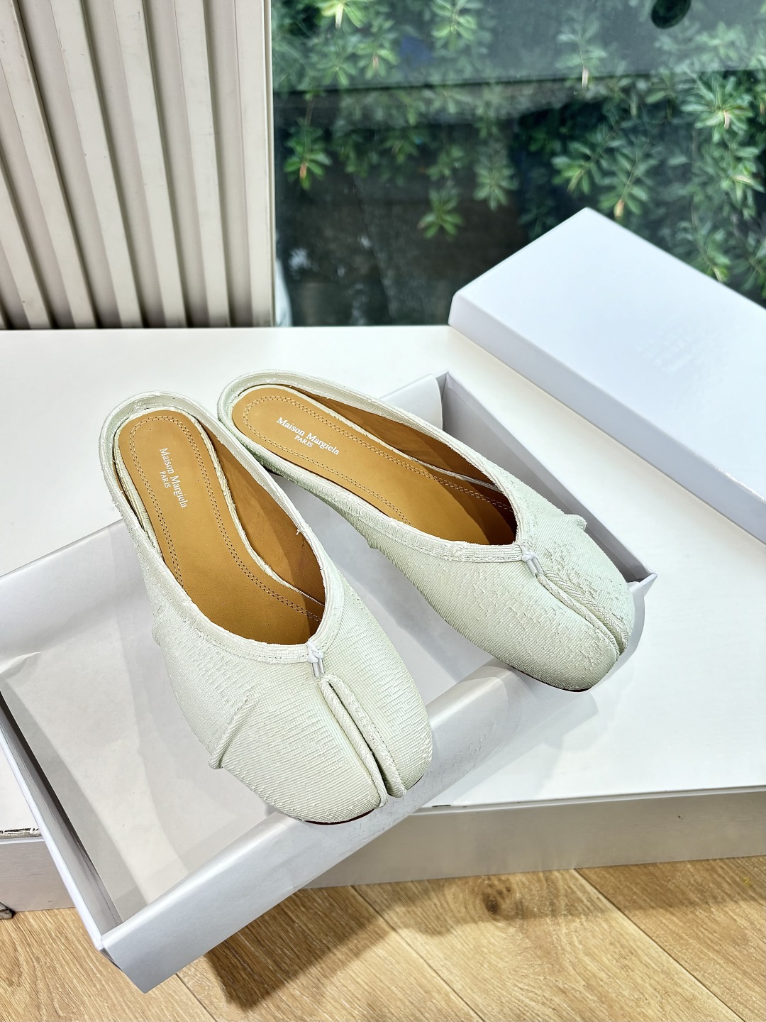 Maison Margiela 메종 마르지엘라 MM6 플랫 슈즈 신발