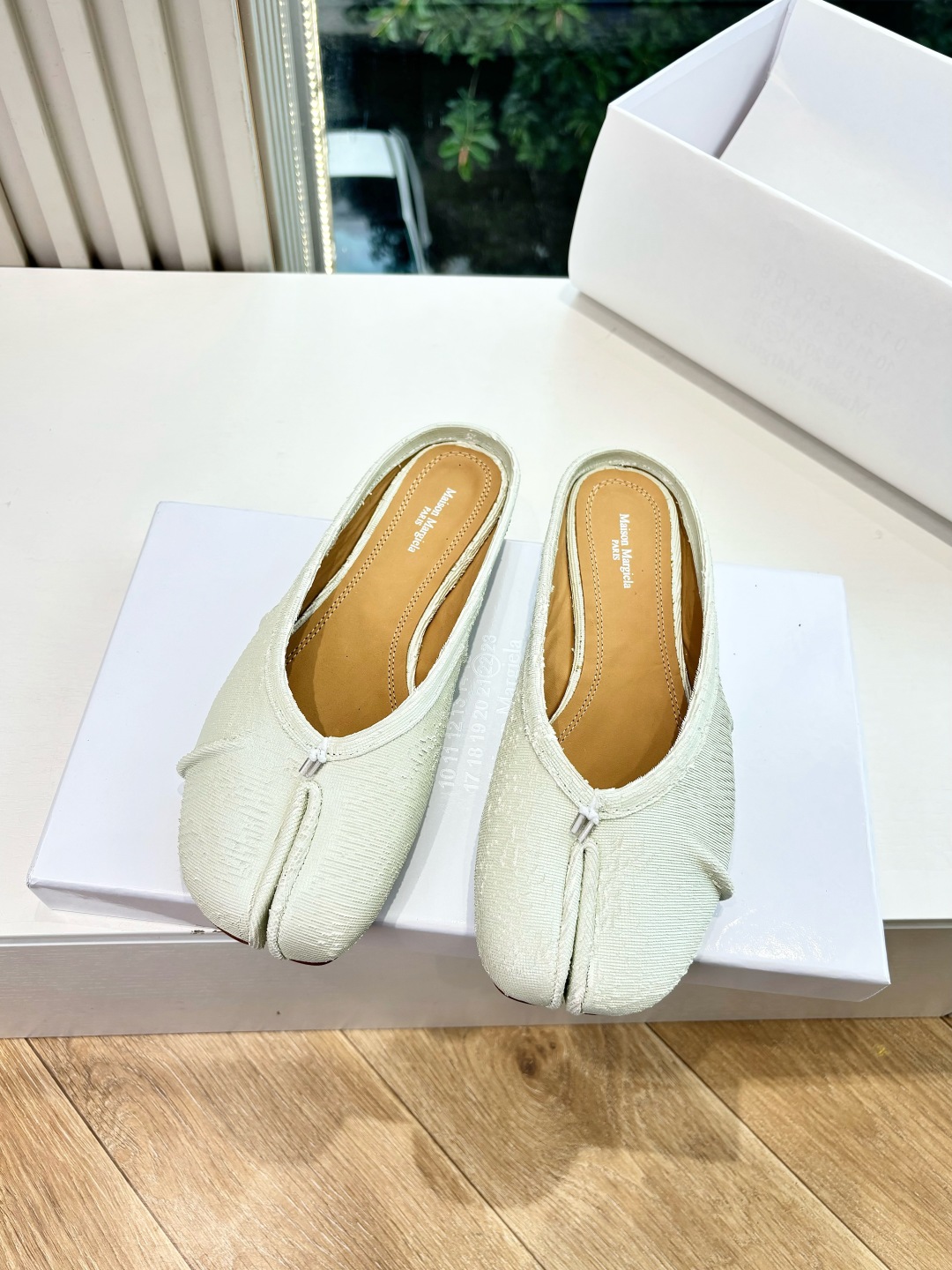 Maison Margiela 메종 마르지엘라 MM6 플랫 슈즈 신발