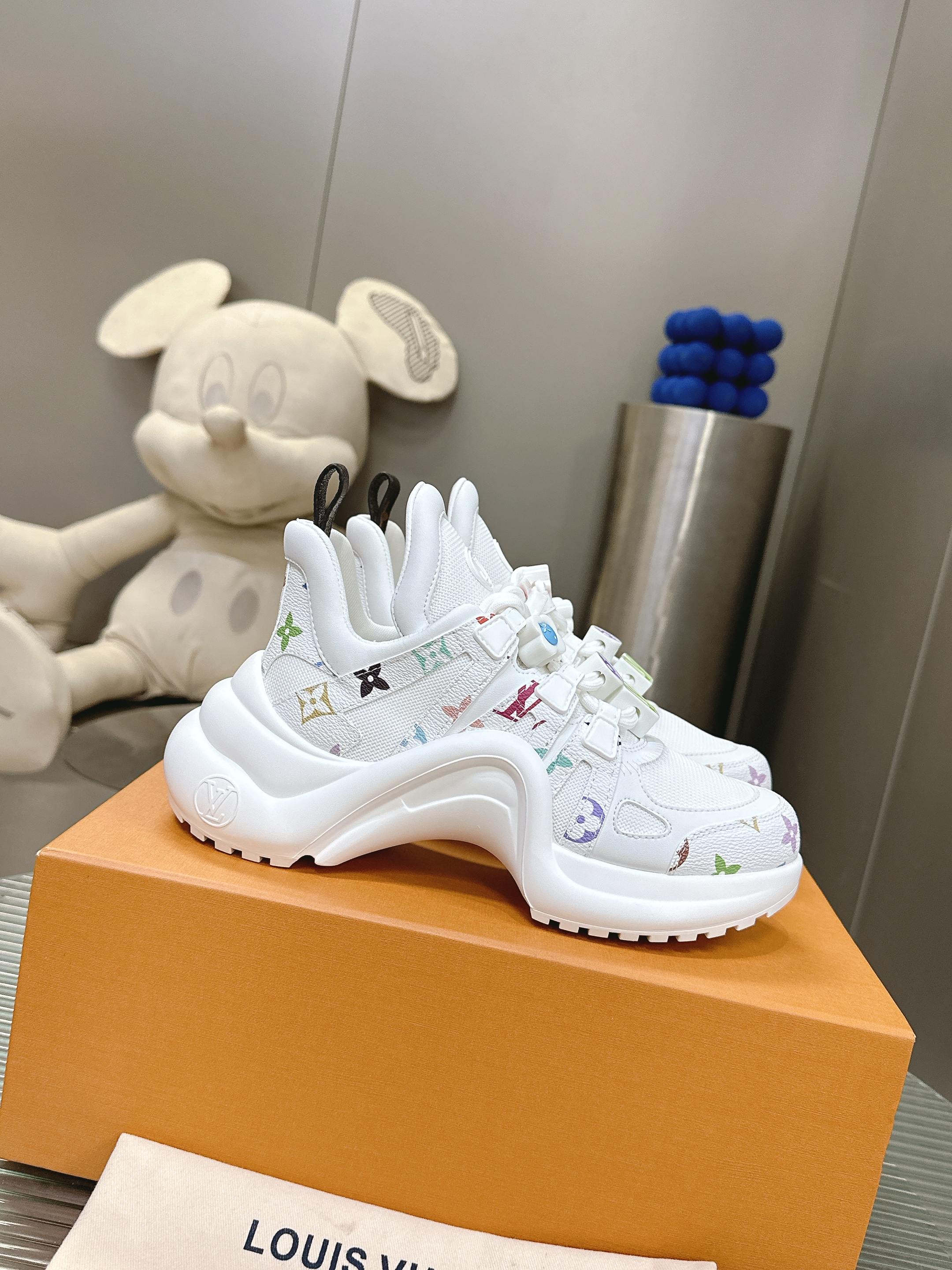 Louis Vuitton LV 루이비통 스니커즈 신발