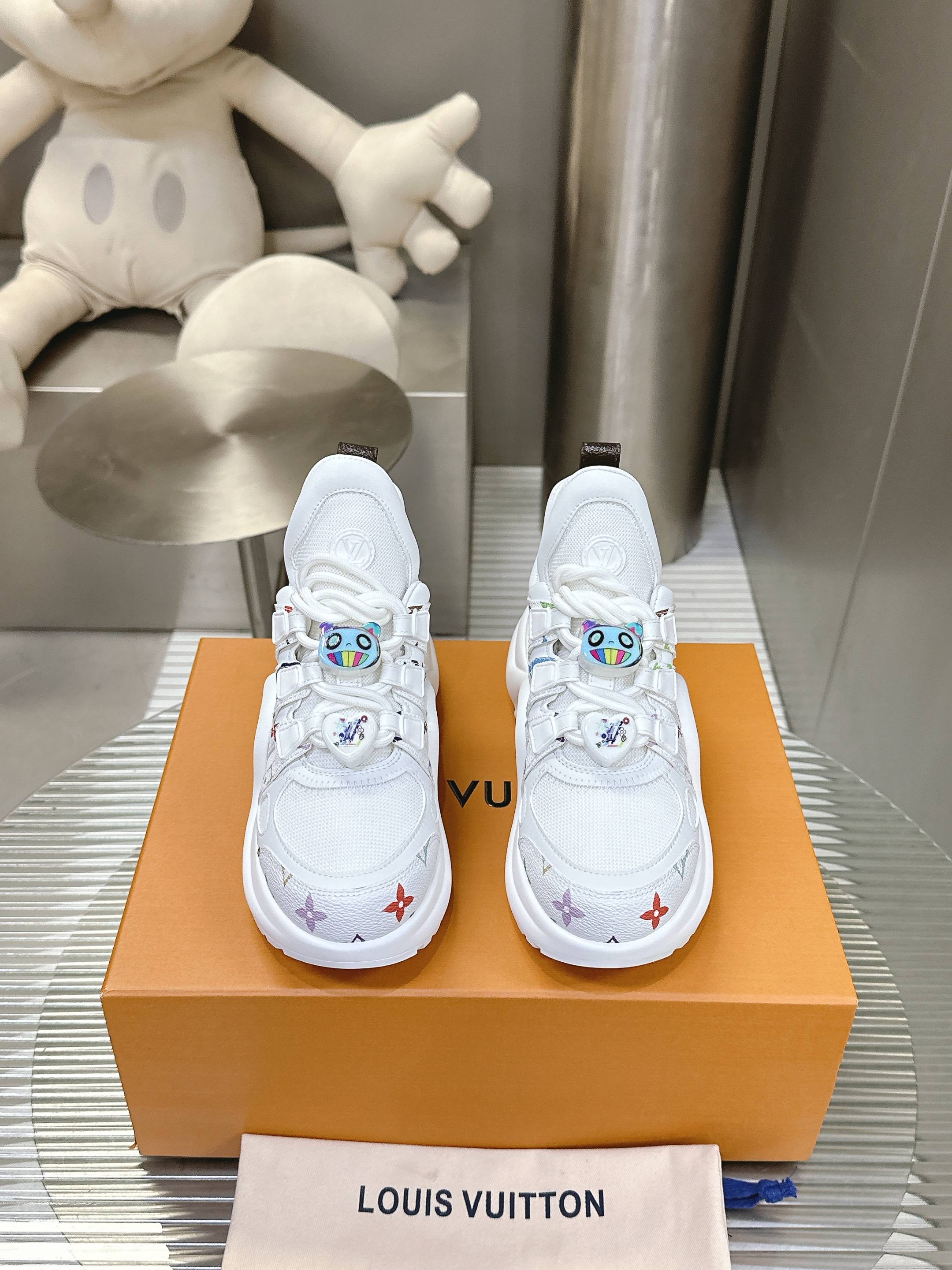 Louis Vuitton LV 루이비통 스니커즈 신발