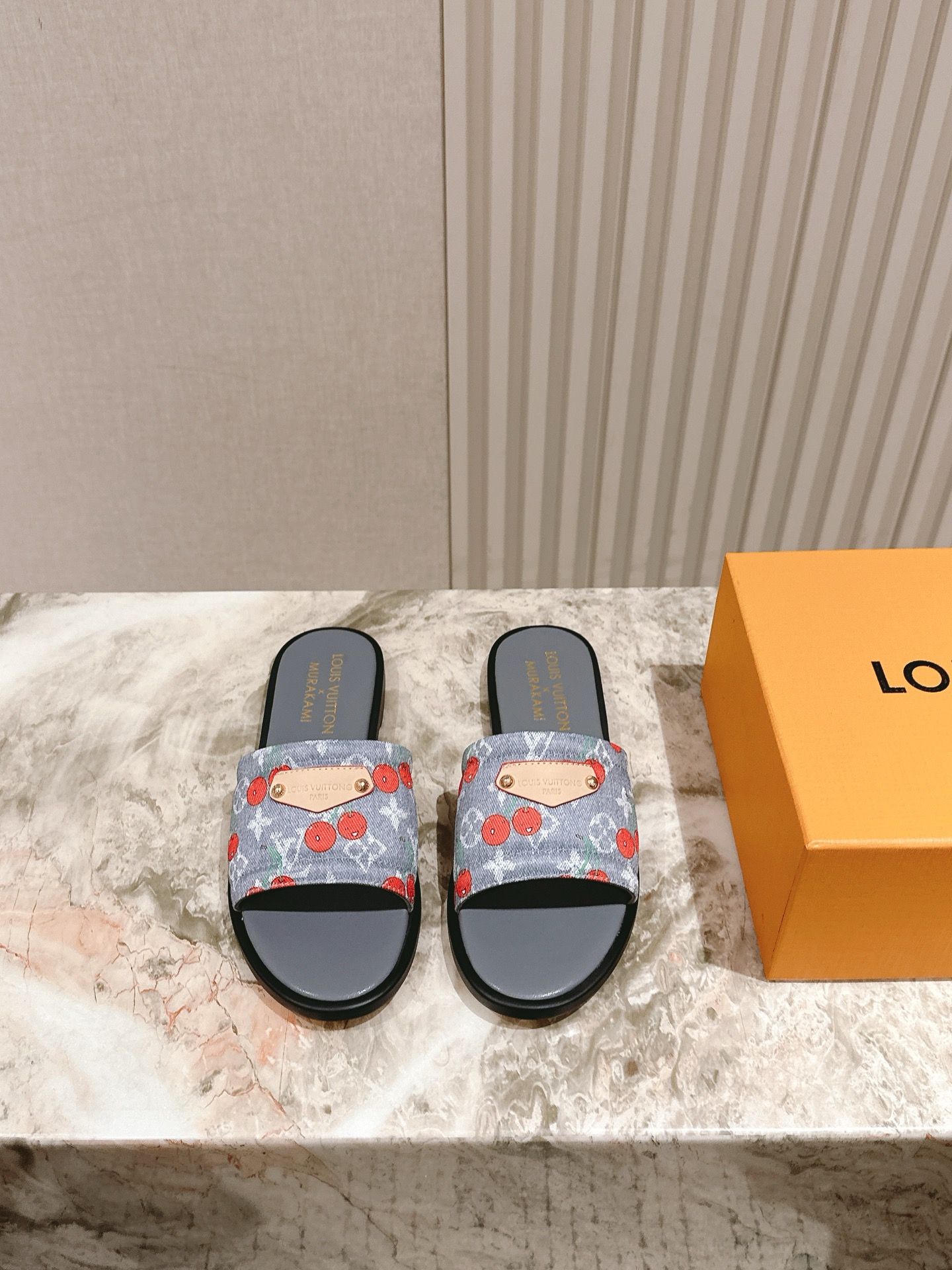 LV 루이비통 플랫 슬리퍼 샌들 신발