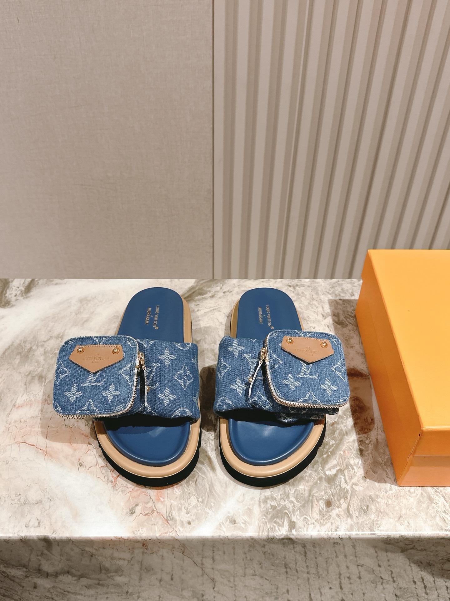 LV 루이비통 슬리퍼 샌들 신발