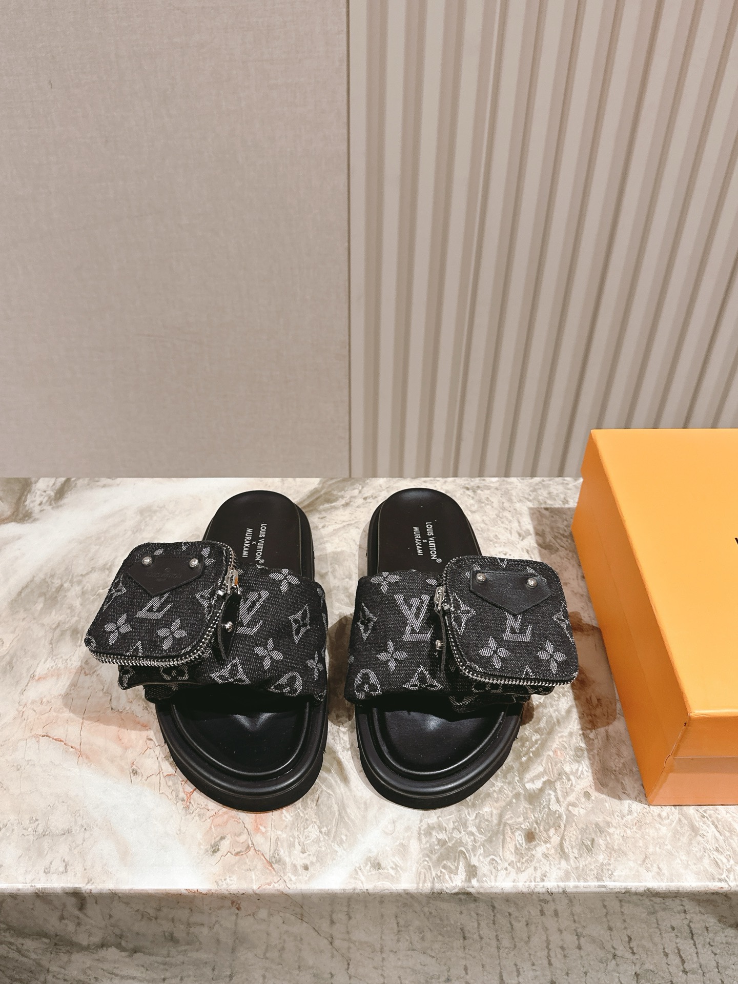 LV 루이비통 슬리퍼 샌들 신발