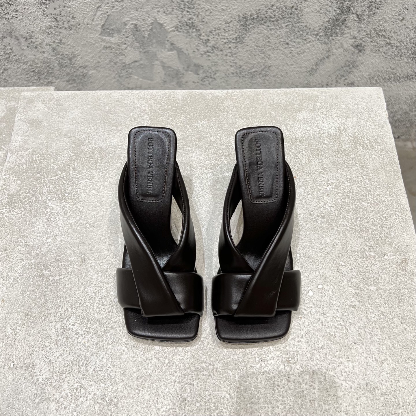 Bottega Veneta BV 보테가베네타 힐 뮬 샌들 슬리퍼 신발