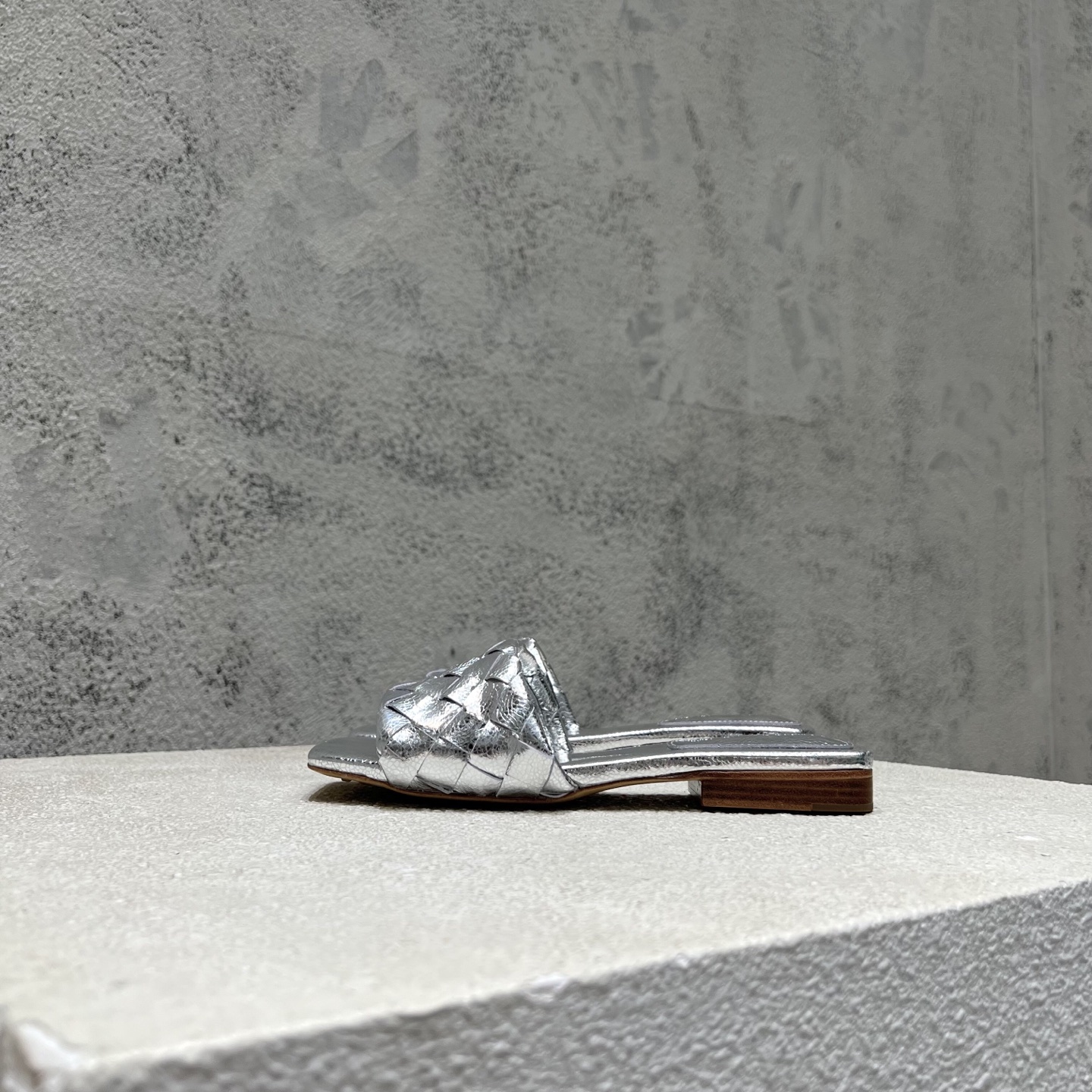 Bottega Veneta BV 보테가베네타 여성 뮬 슬리퍼 샌들 신발