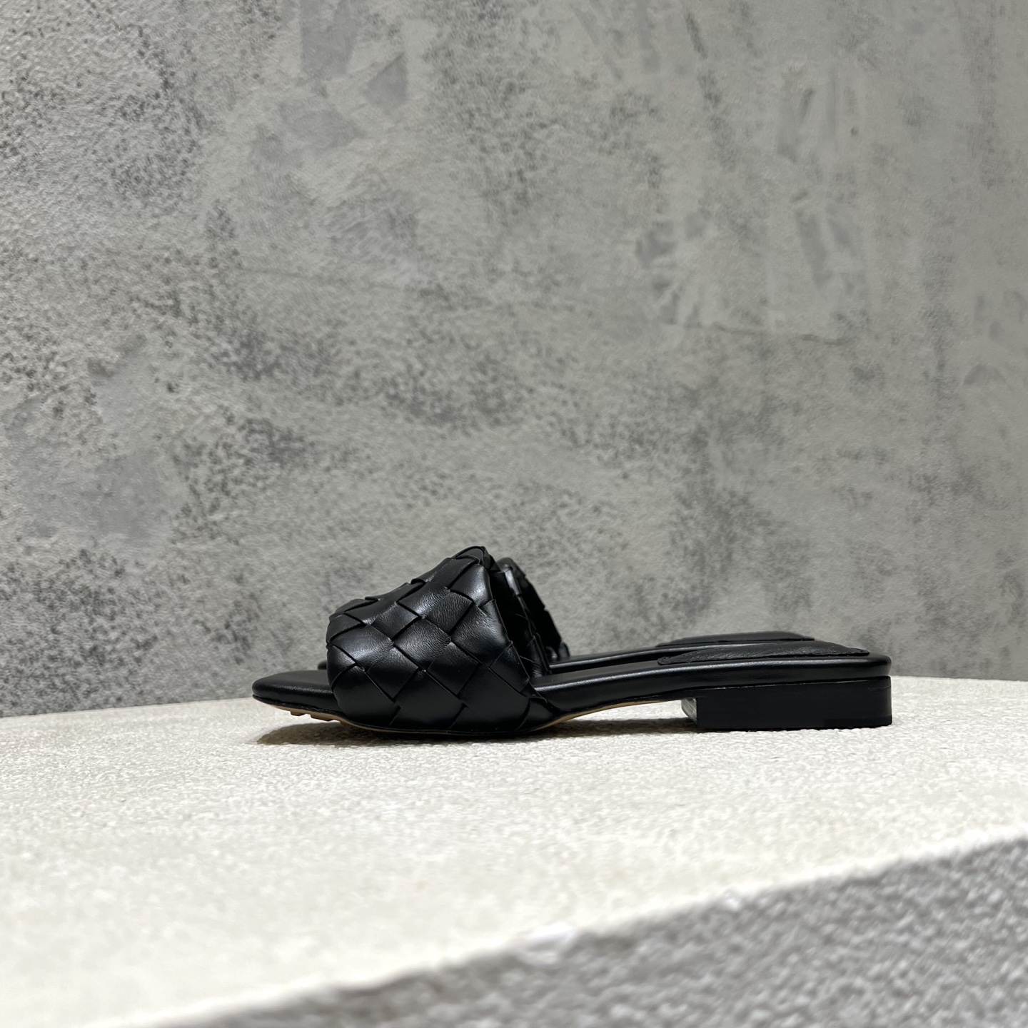 Bottega Veneta BV 보테가베네타 여성 뮬 슬리퍼 샌들 신발