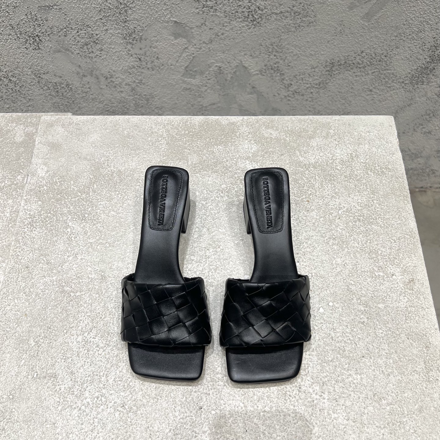 Bottega Veneta BV 보테가베네타 여성 뮬 슬리퍼 샌들 신발