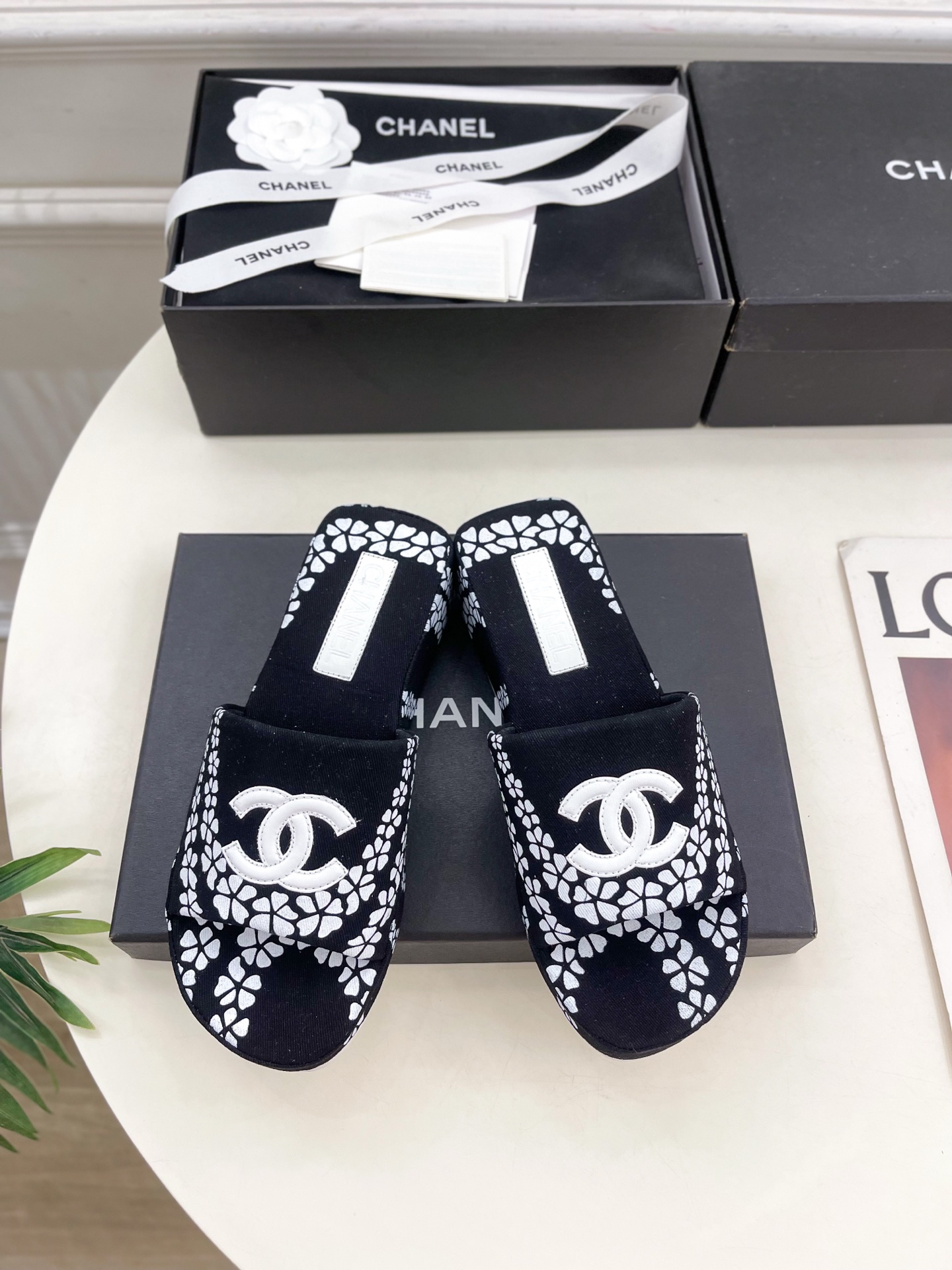 CHANEL 샤넬 더블C 로고 플랫폼 슬리퍼 샌들 신발