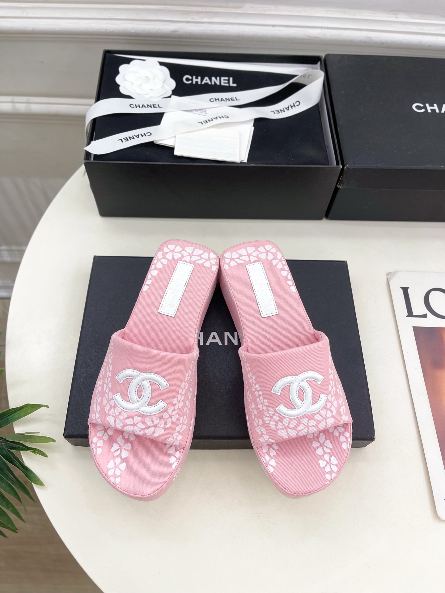 CHANEL 샤넬 더블C 로고 플랫폼 슬리퍼 샌들 신발