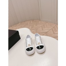 CHANEL 25A 퀼팅 통굽 스니커즈 운동화 신발