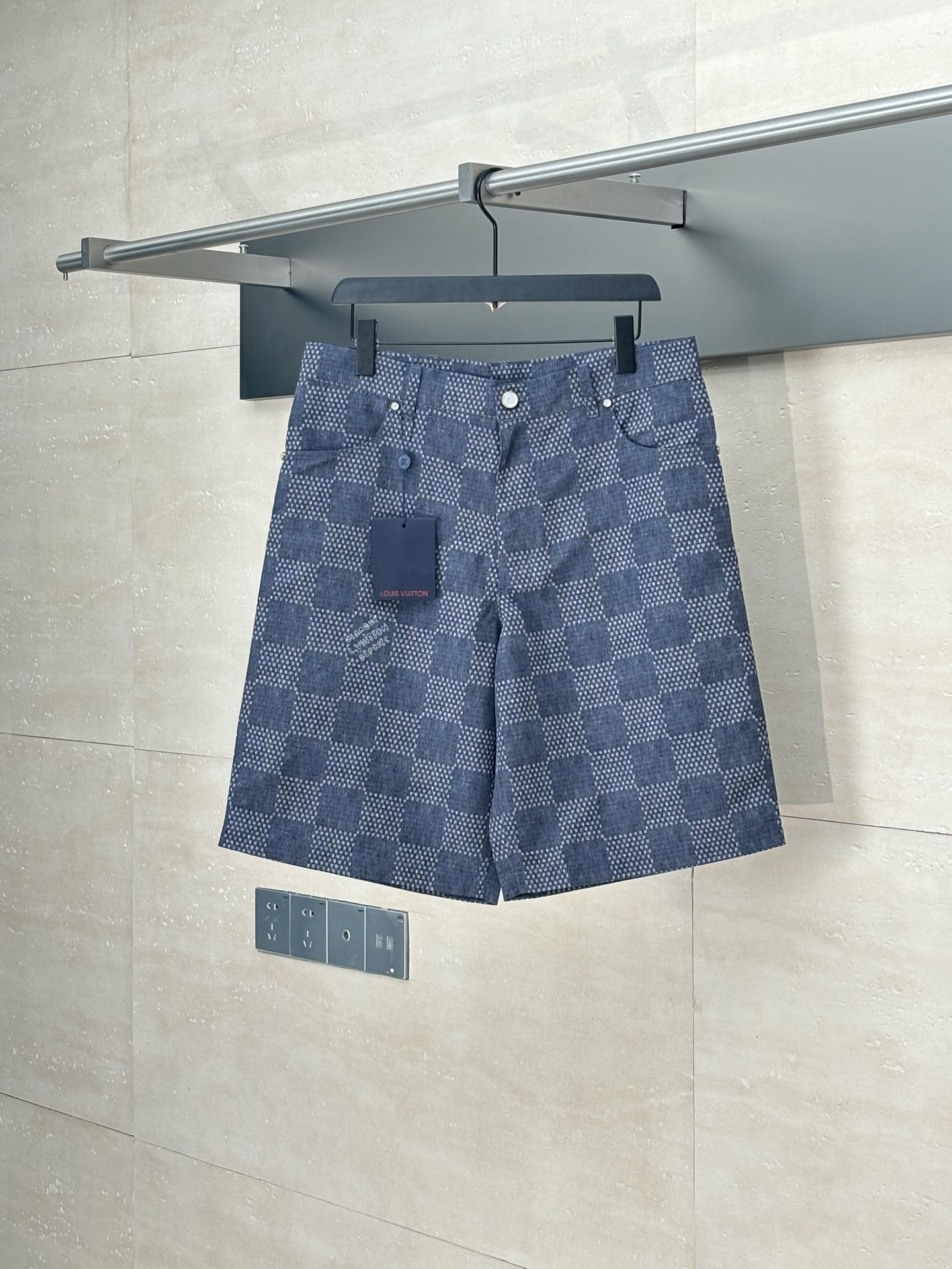 LV 루이비통 체크 터틀넥 반팔 셔츠 + 반바지 세트 의류