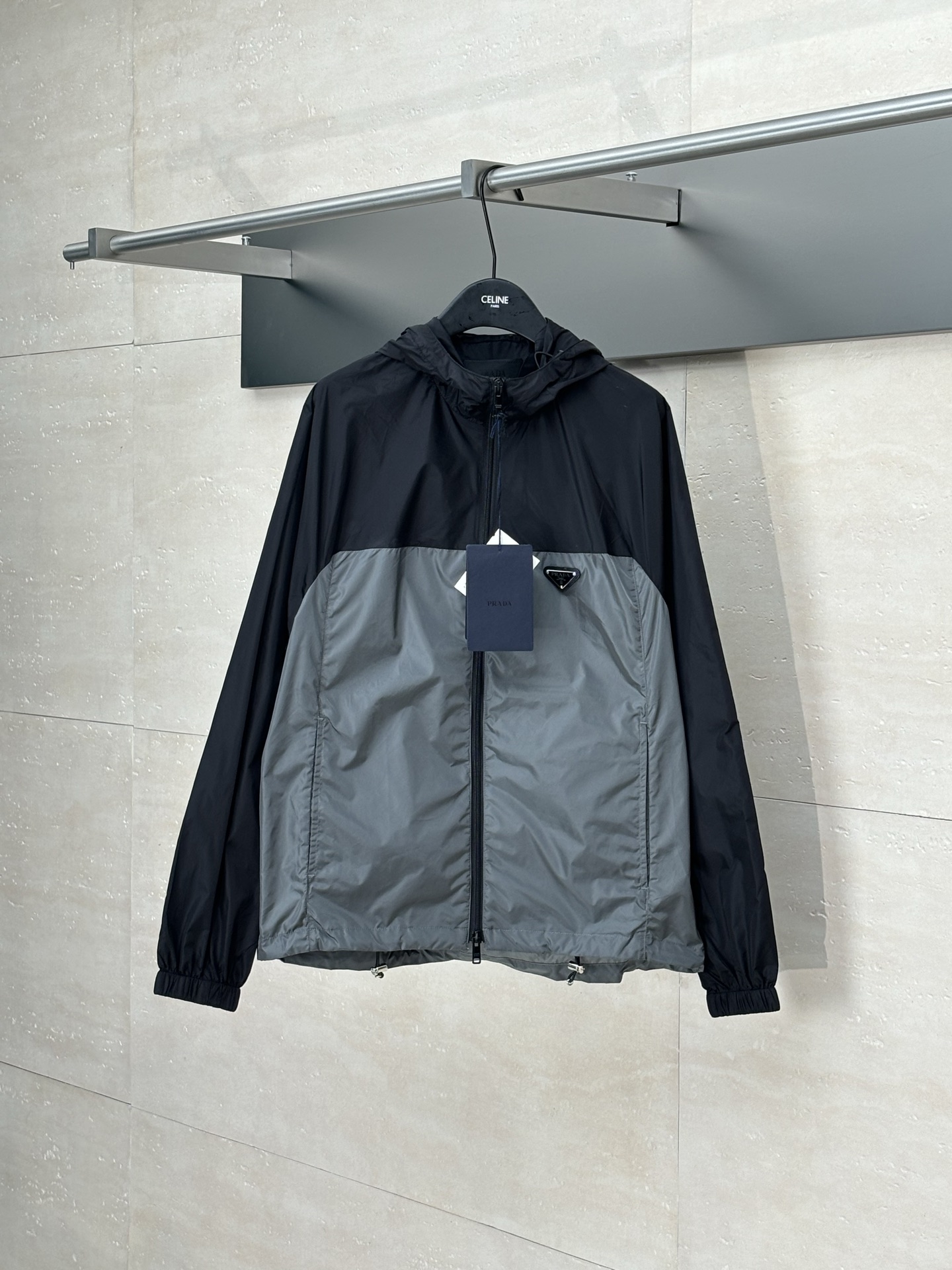 PRADA 프라다 삼각 로고 윈드브레이커 바람막이 자켓 의류
