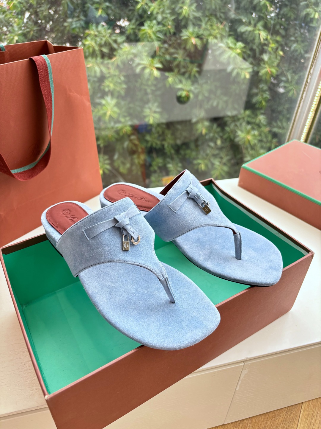 Loro Piana 로로피아나 럭셔리 플립플랍 샌들 신발