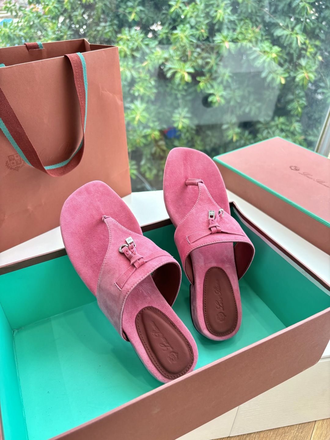 Loro Piana 로로피아나 럭셔리 플립플랍 샌들 신발