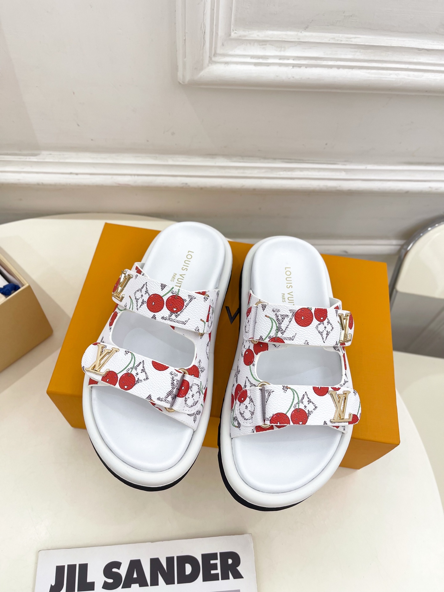 LV 루이비통 더블 스트랩 벨크로 슬리퍼 샌들 신발