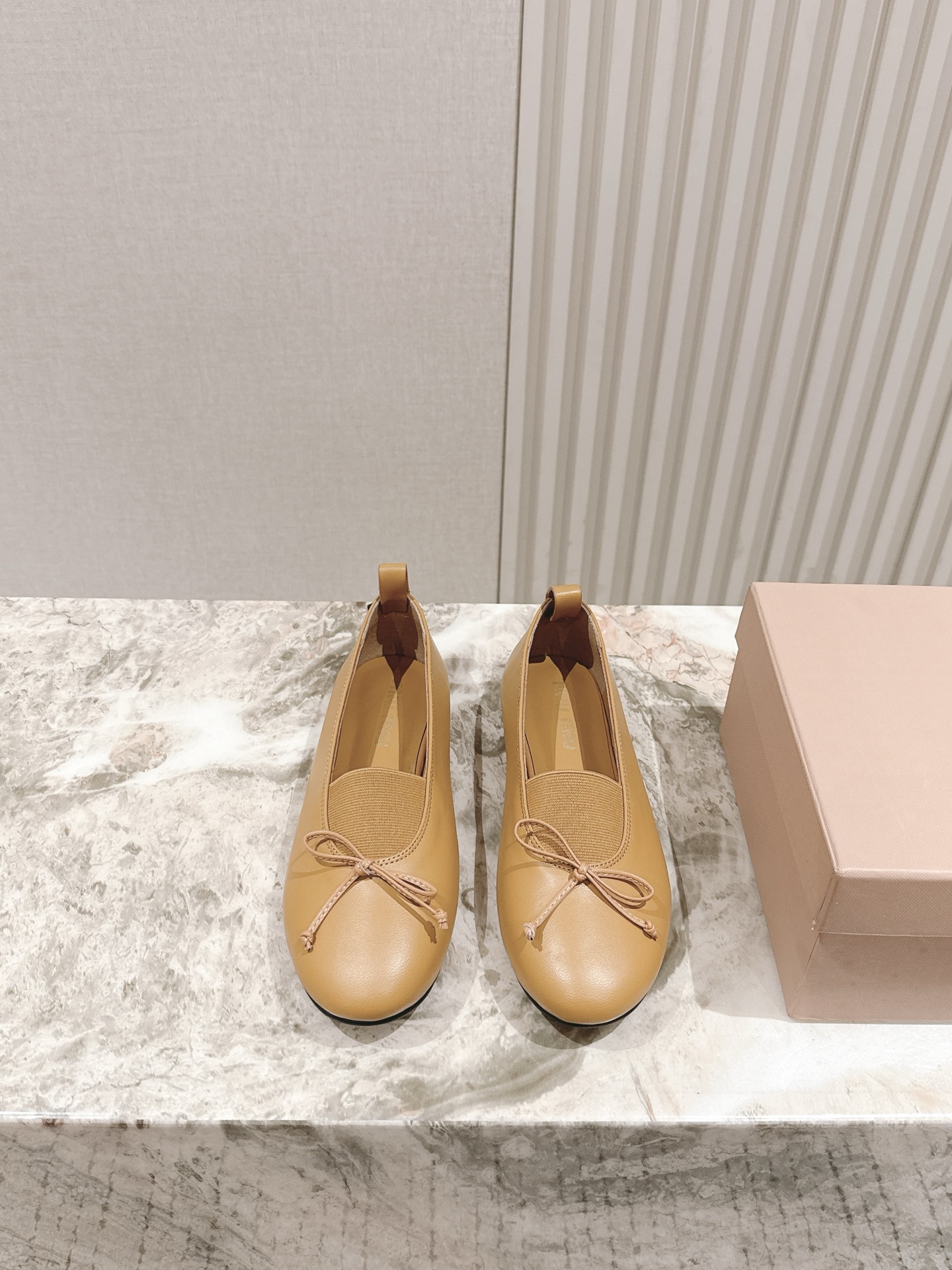 MIUMIU 미우미우 메쉬 발레리나 플랫 슈즈 신발