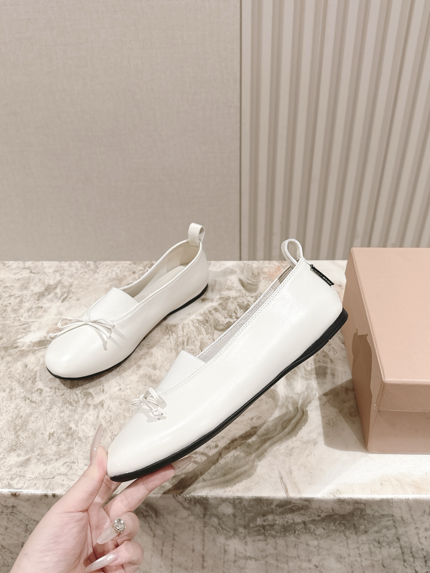 MIUMIU 미우미우 메쉬 발레리나 플랫 슈즈 신발