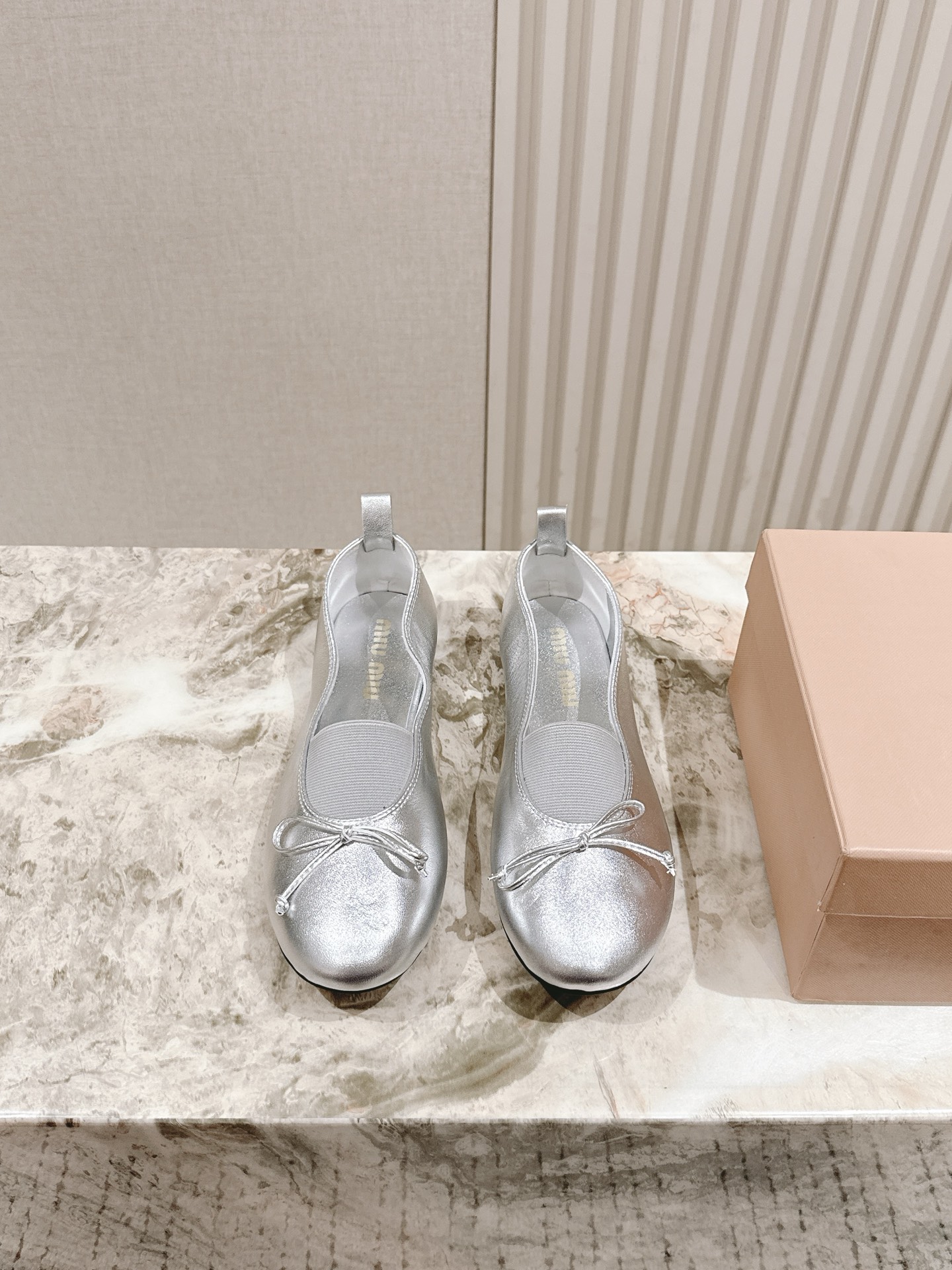 MIUMIU 미우미우 메쉬 발레리나 플랫 슈즈 신발