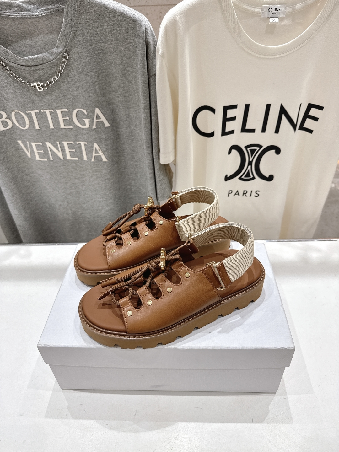 Celine 셀린느 로마 스타일 플랫 샌들 슬리퍼 신발