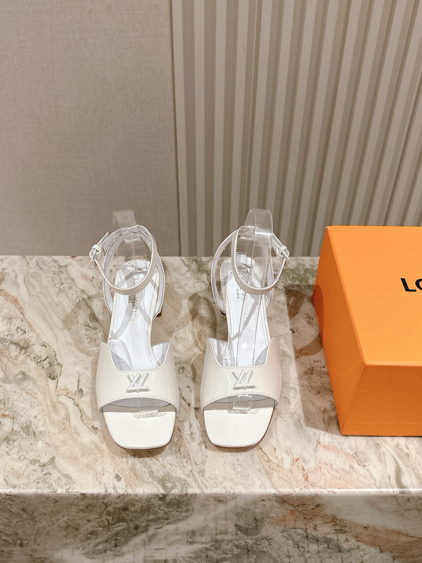 LV 루이비통 메리제인 슈즈 굽 샌들 신발