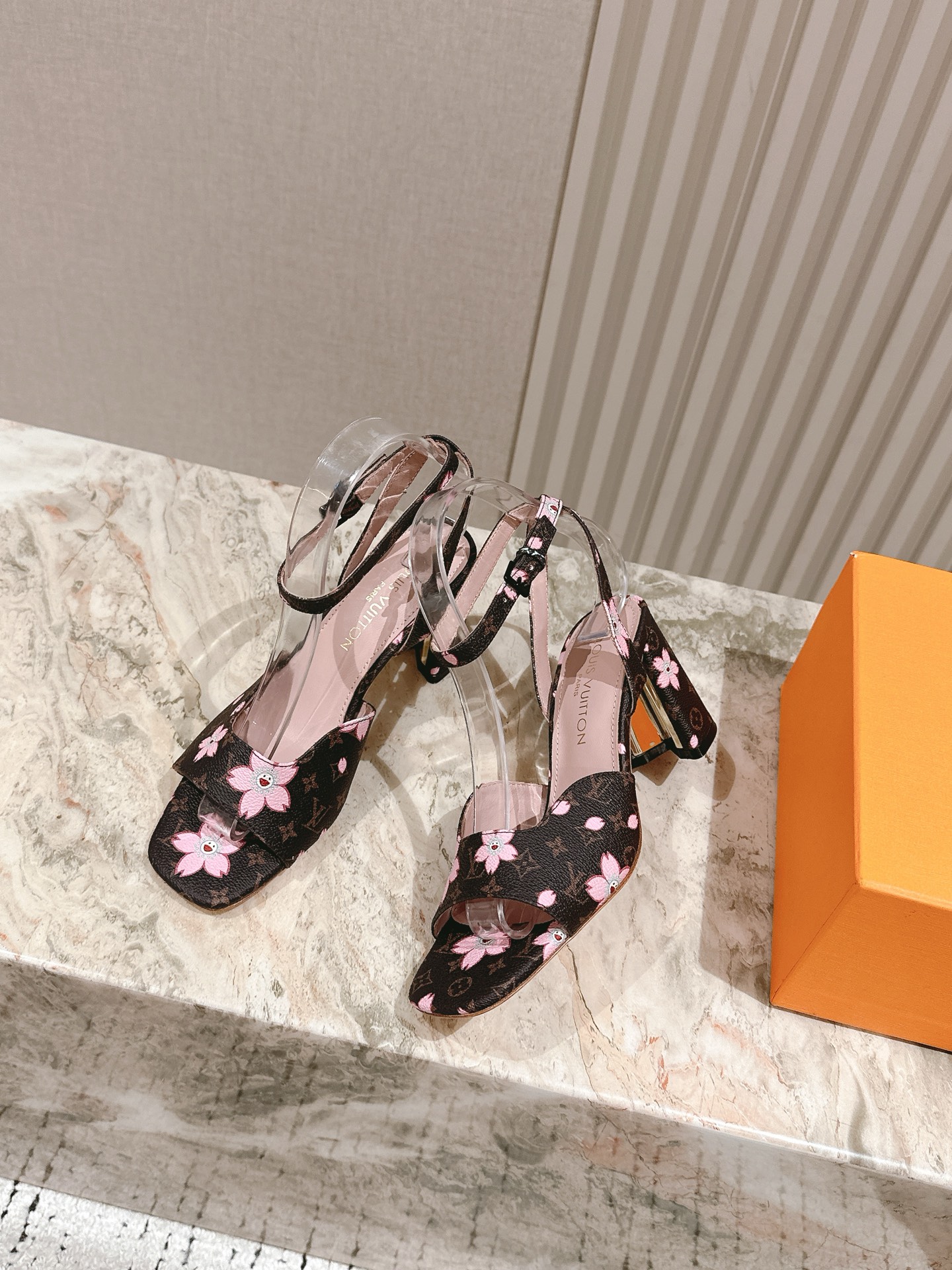 LV 루이비통 메리제인 슈즈 굽 샌들 신발