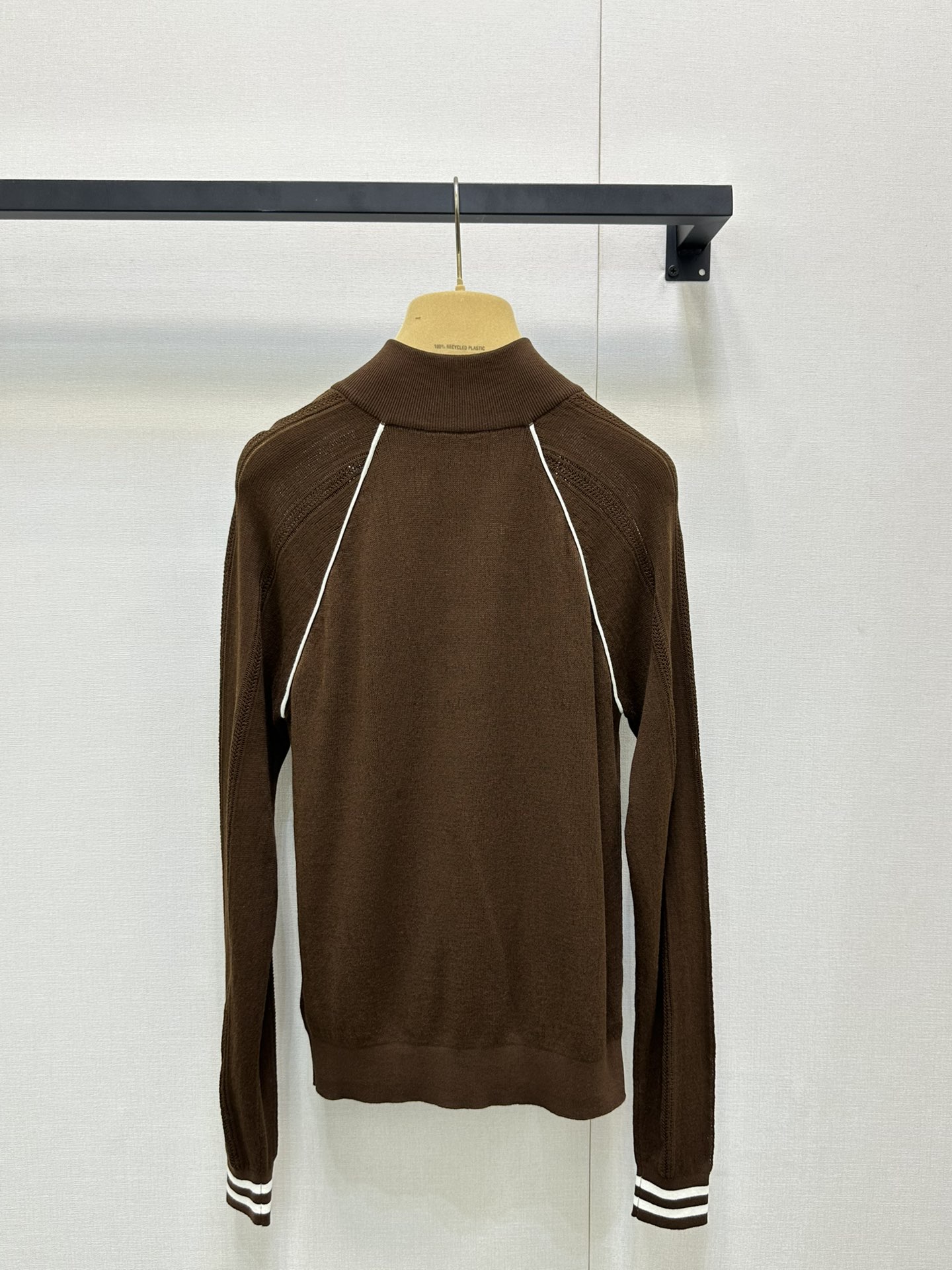 MiuMiu 미우미우 미니 로고 긴팔 지퍼 니트 가디건 의류