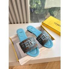 Fendi 펜디 슬리퍼 / 뮬 샌들 신발
