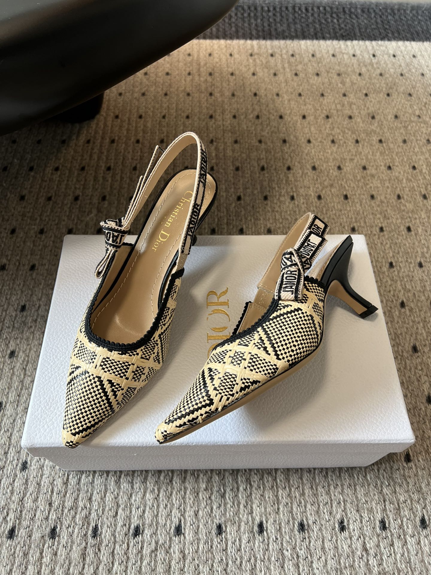 Dior CD 디올 클래식 멀티컬러 자수 프린트 하이힐 구두 신발