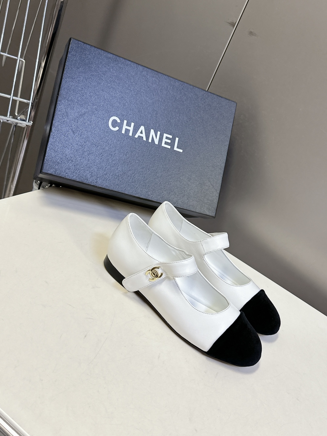 CHANEL 샤넬 클래식 플랫 슈즈 신발