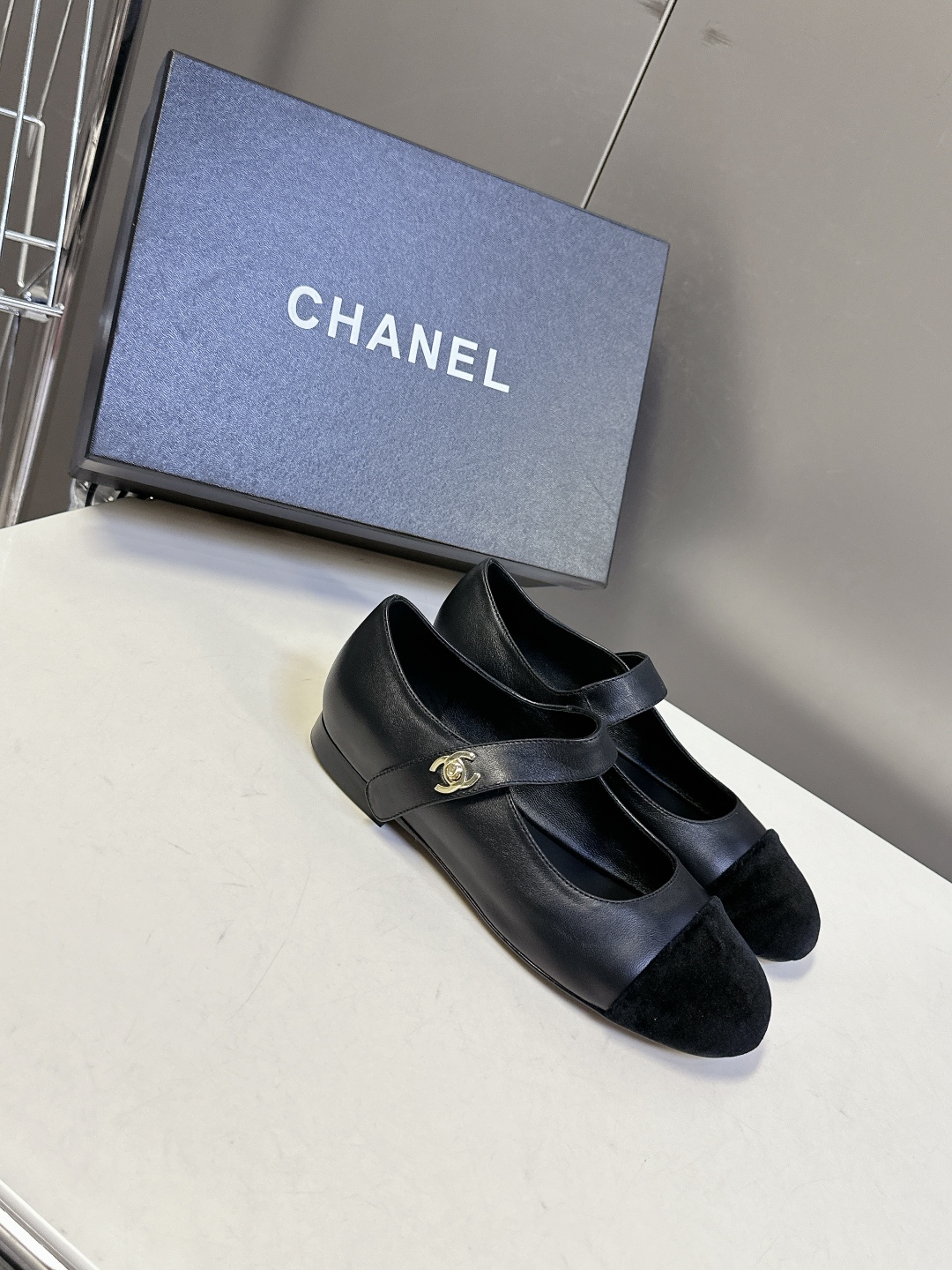 CHANEL 샤넬 클래식 플랫 슈즈 신발