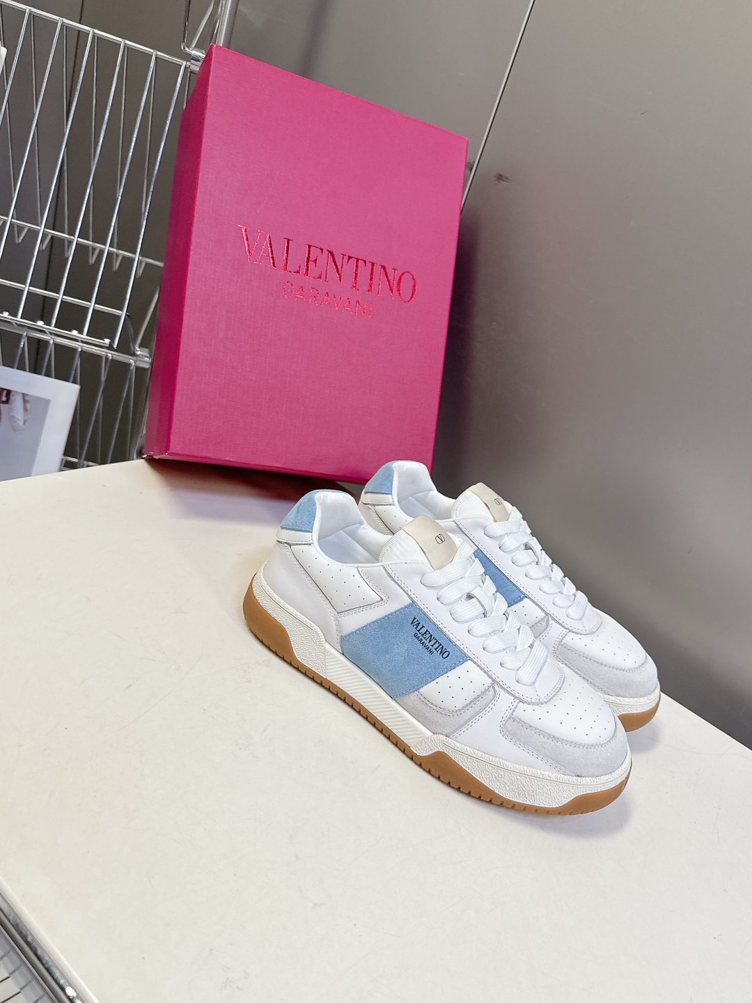 VALENTINO 발렌티노 스니커즈 운동화 신발