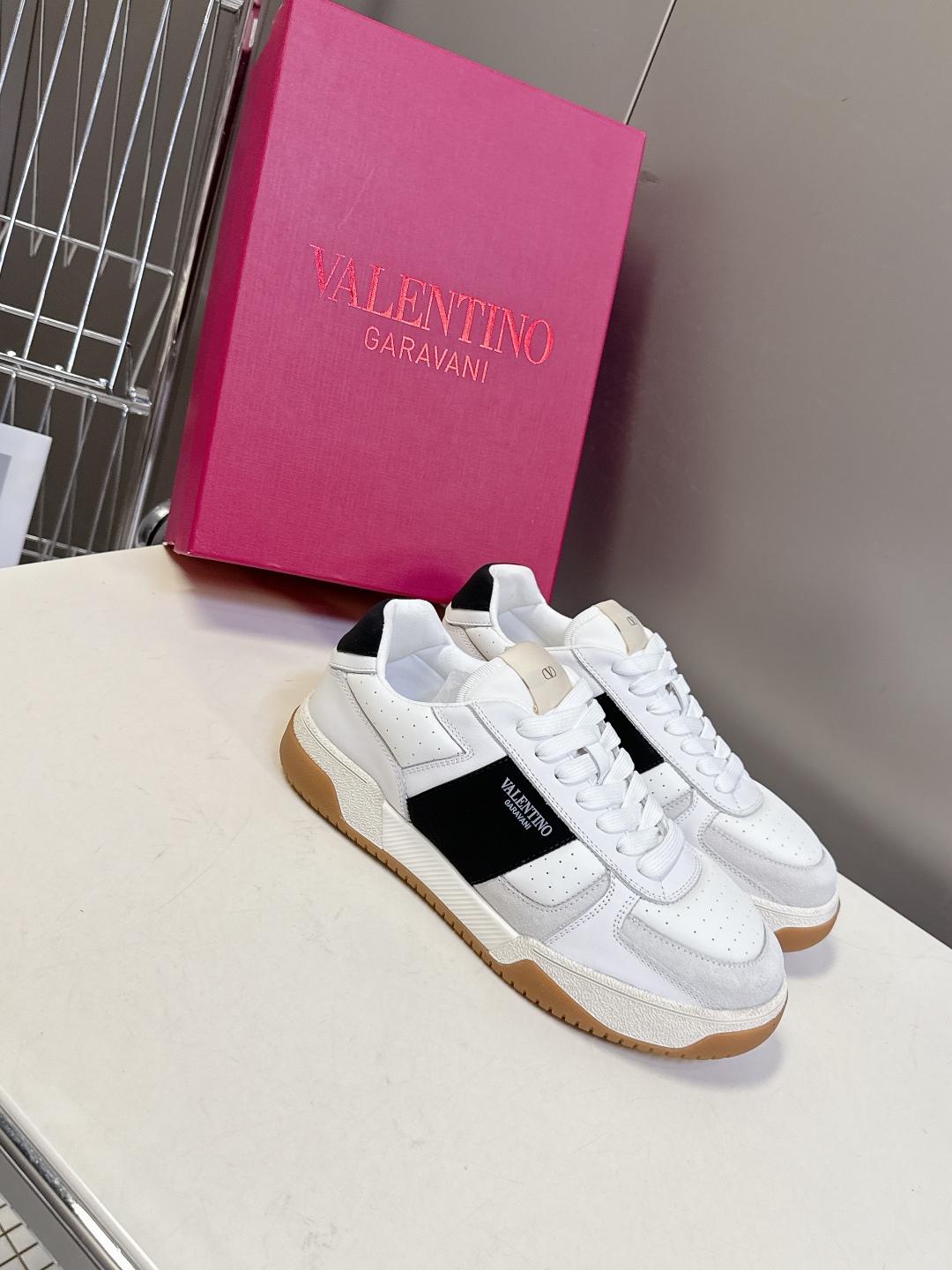 VALENTINO 발렌티노 스니커즈 운동화 신발