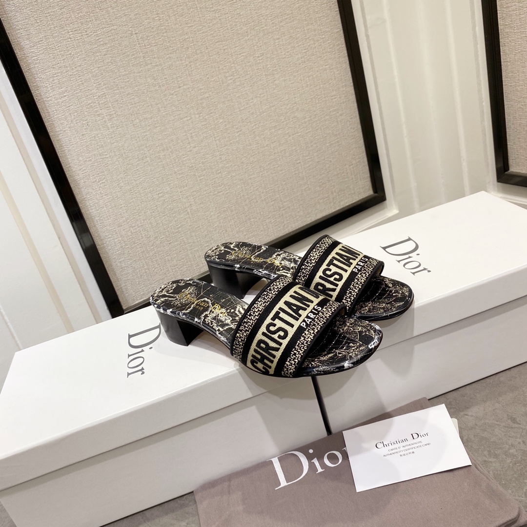 Dior CD 디올 굽 슬리퍼 샌들 신발
