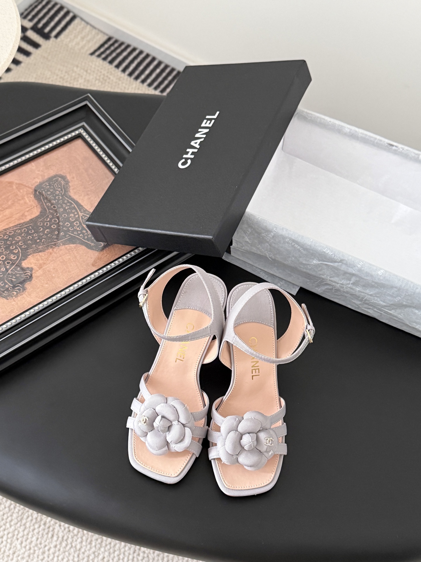 Chanel 샤넬 카멜리아 굽 샌들 신발