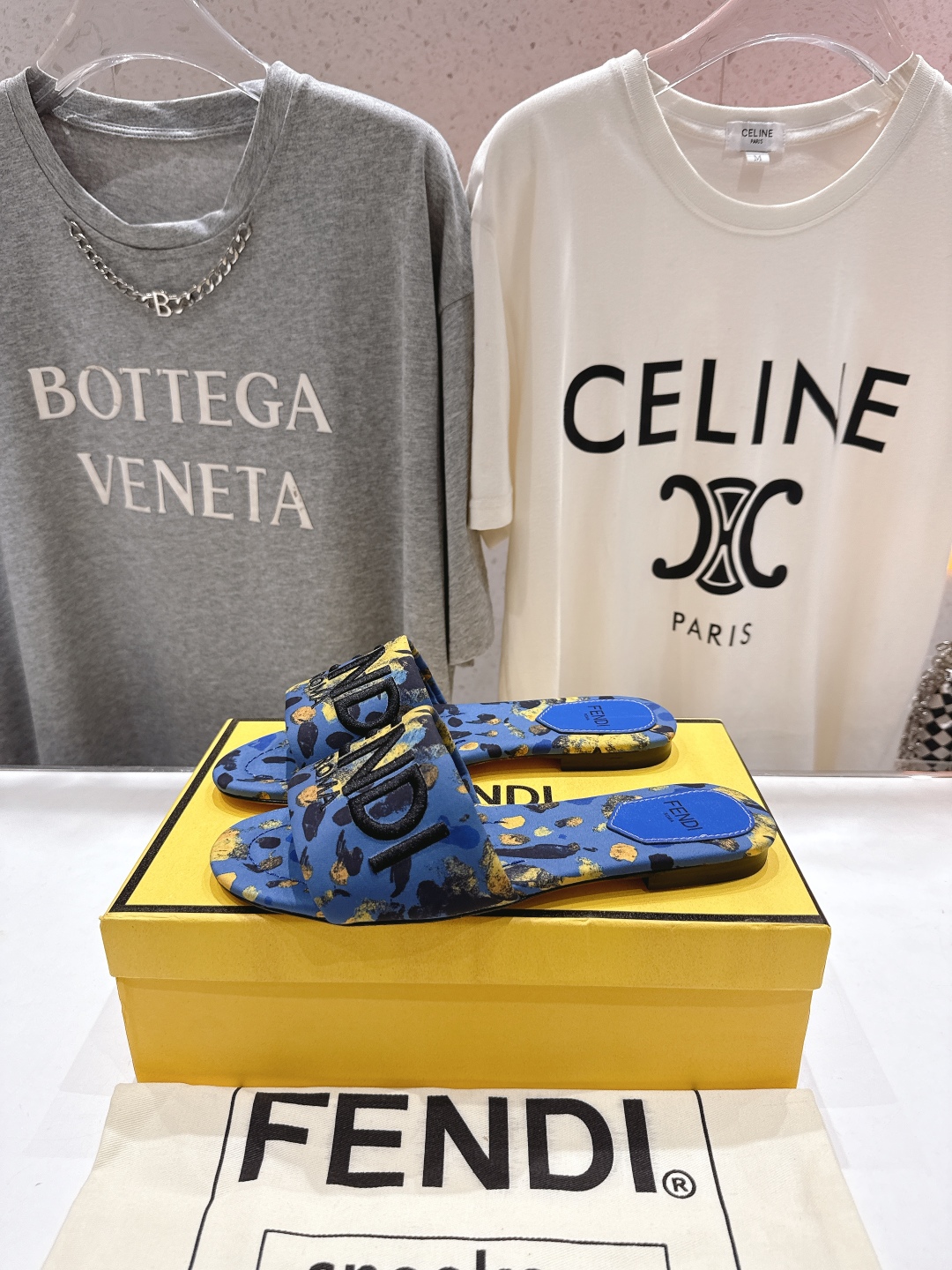 Fendi 펜디 플랫 슬리퍼 신발