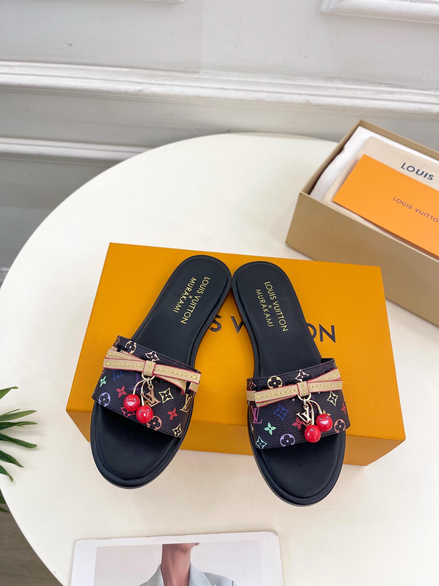 LV 루이비통 플랫 슬리퍼 신발