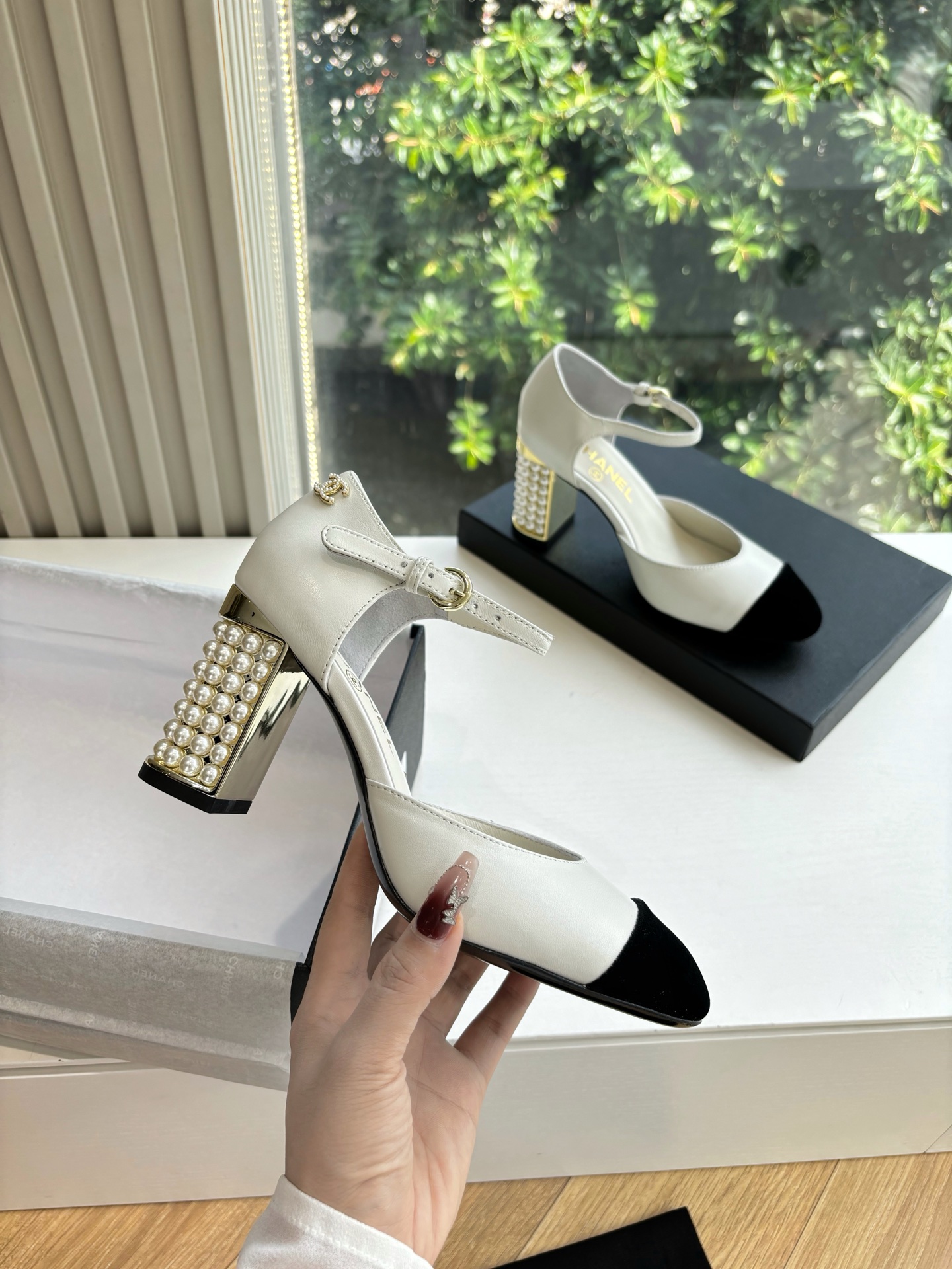 CHANEL 샤넬 굽 샌들 구두 신발