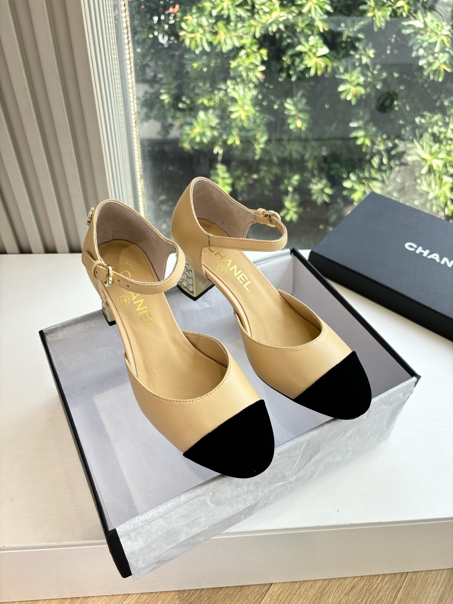 CHANEL 샤넬 굽 샌들 구두 신발